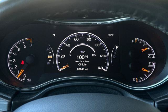 Used 2019 Jeep Grand Cherokee Altitude AWD/4WD image 30