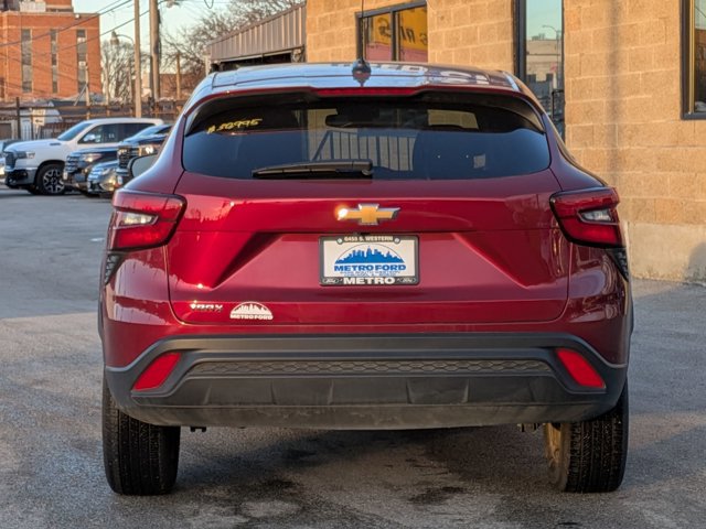 Used 2025 Chevrolet Trax LS FWD image 5