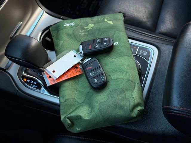 Used 2019 Jeep Grand Cherokee Trailhawk w/ Trailhawk Luxury Group image 6