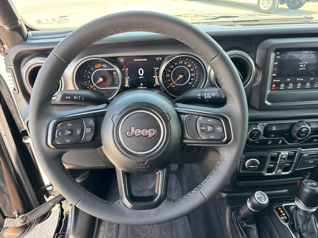 Used 2023 Jeep Wrangler Unlimited Sport AWD/4WD image 14