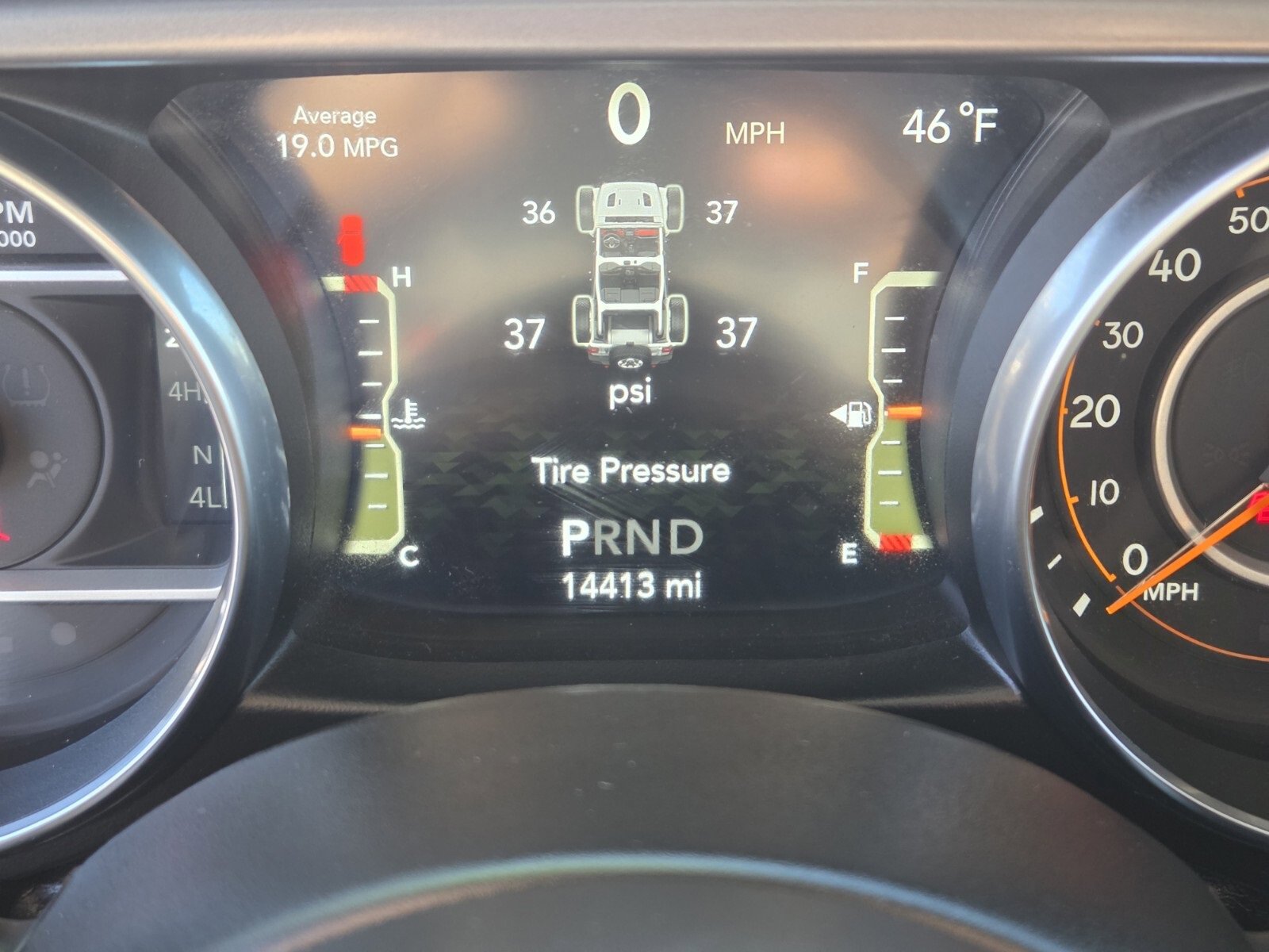 Used 2023 Jeep Wrangler Willys image 19