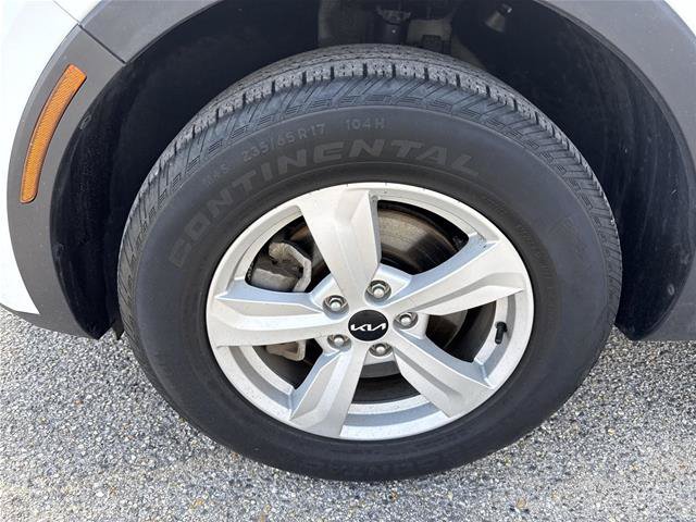 Used 2023 Kia Sorento LX AWD/4WD image 31