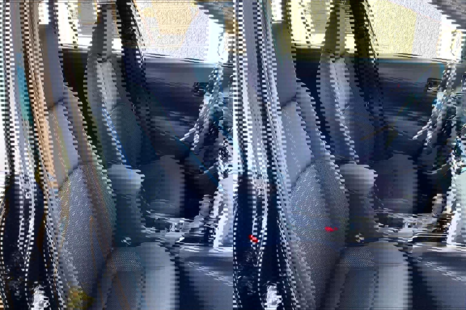 Used 2024 Toyota Corolla Cross SE image 10