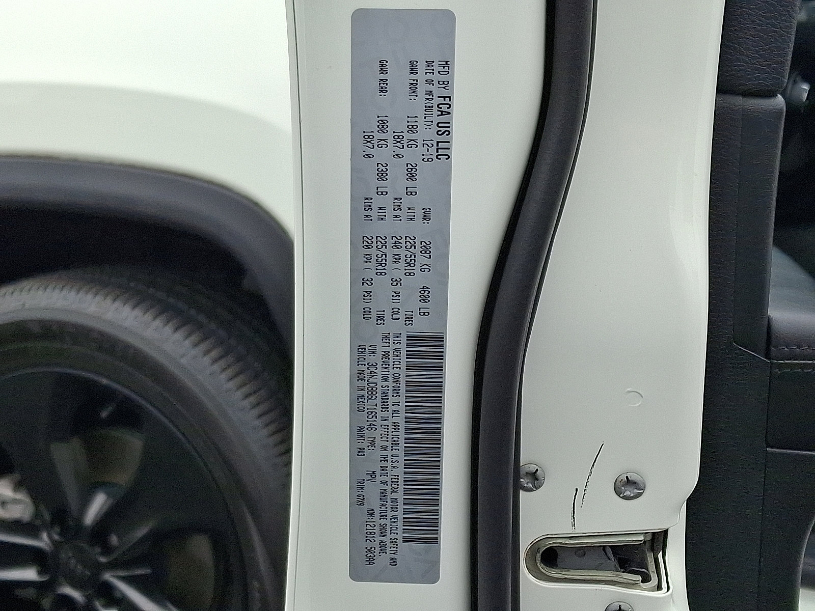 Used 2020 Jeep Compass Latitude AWD/4WD image 27
