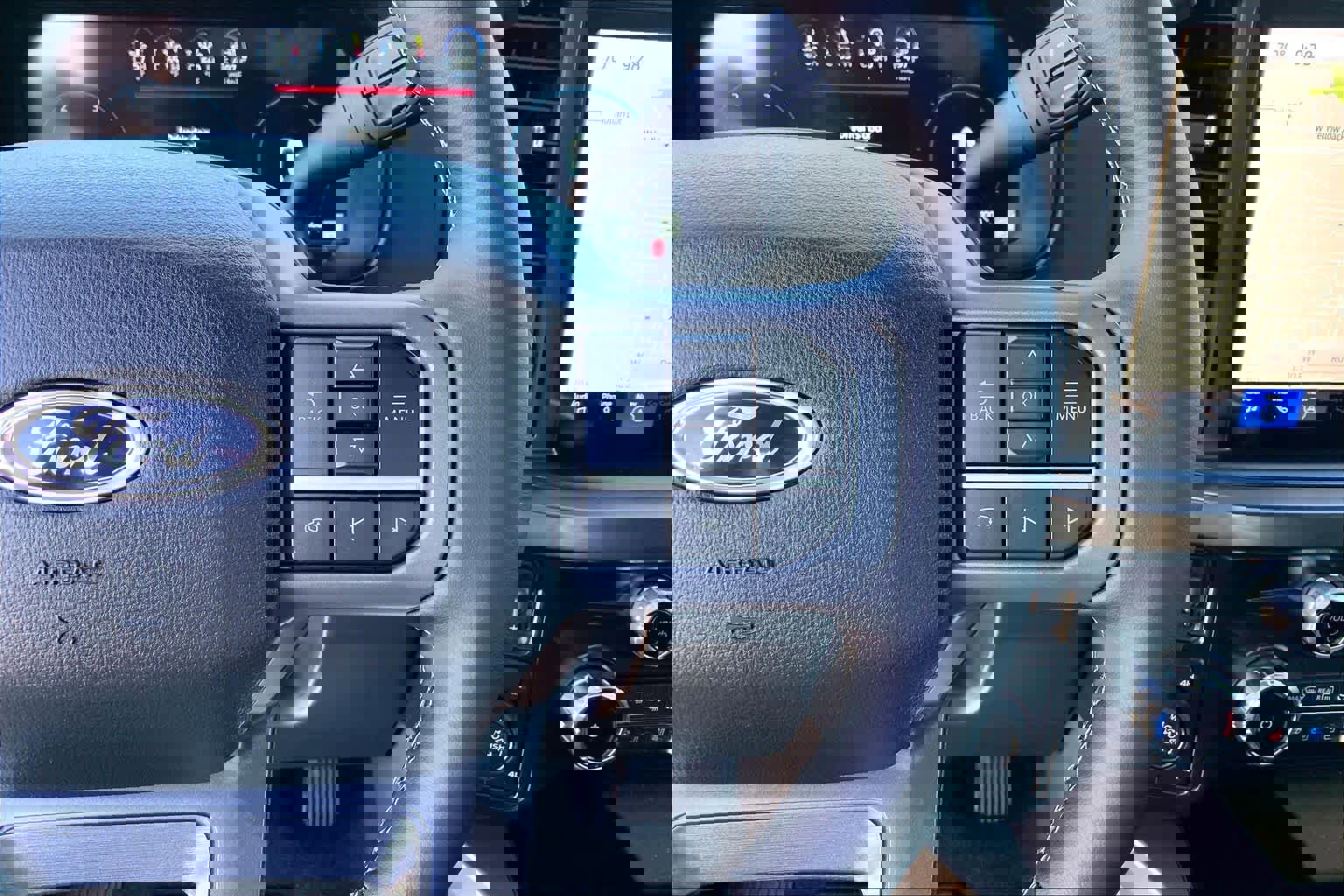 Certified 2026 Ford F250 Lariat w/ Tremor Off-Road Package image 21