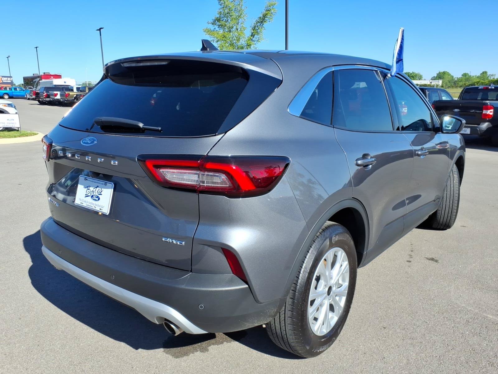 Certified 2024 Ford Escape Active w/ Tech Pack #2 AWD/4WD image 3