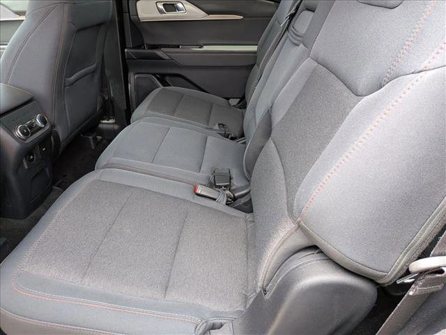 Certified 2025 Ford Explorer Active RWD image 18