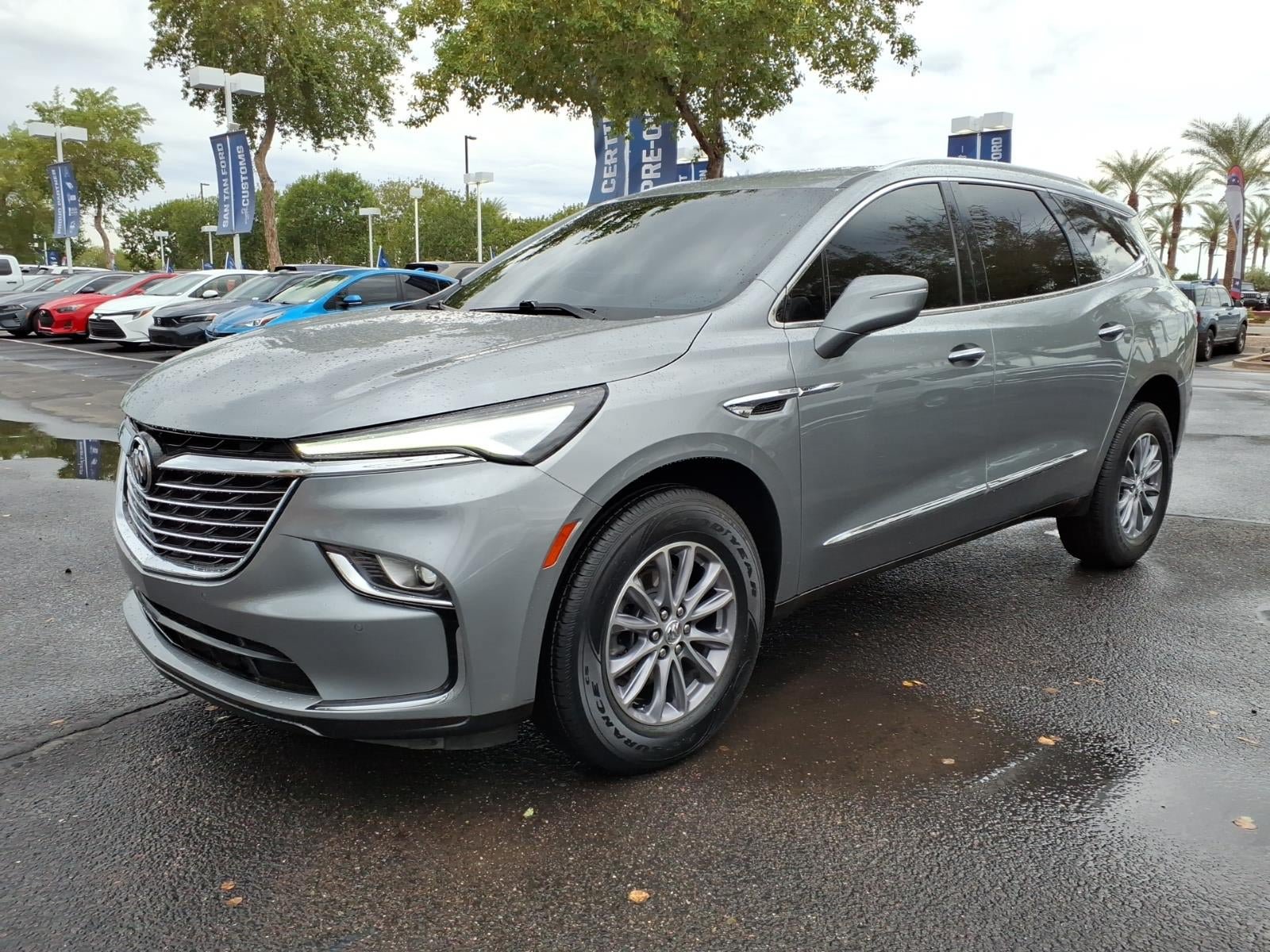Used 2024 Buick Enclave Essence FWD image 8
