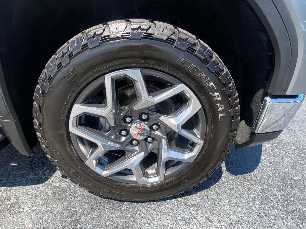 Used 2024 GMC Sierra 1500 SLT w/ SLT Premium Package AWD/4WD image 27