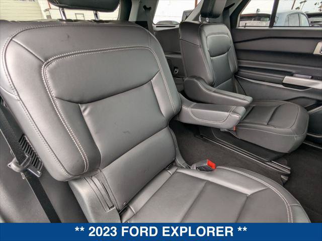 Certified 2023 Ford Explorer XLT w/ Equipment Group 202A RWD image 22