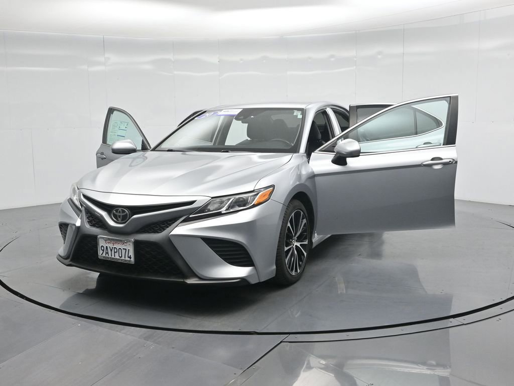 Used 2020 Toyota Camry SE image 46
