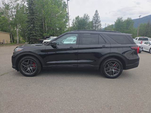 Certified 2025 Ford Explorer ST AWD/4WD image 5