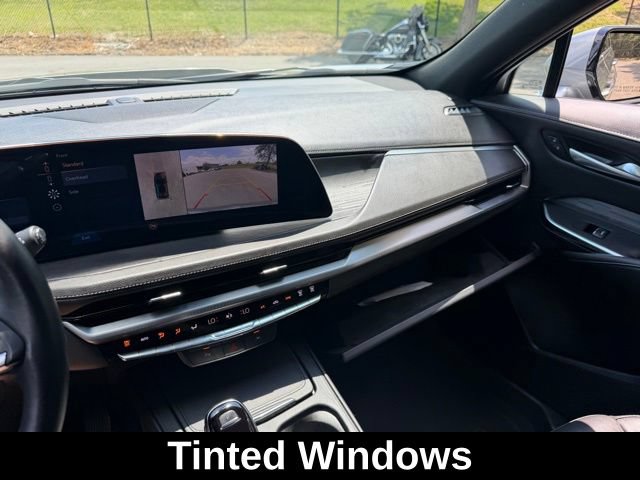 Used 2025 Cadillac XT4 Premium Luxury AWD/4WD image 20