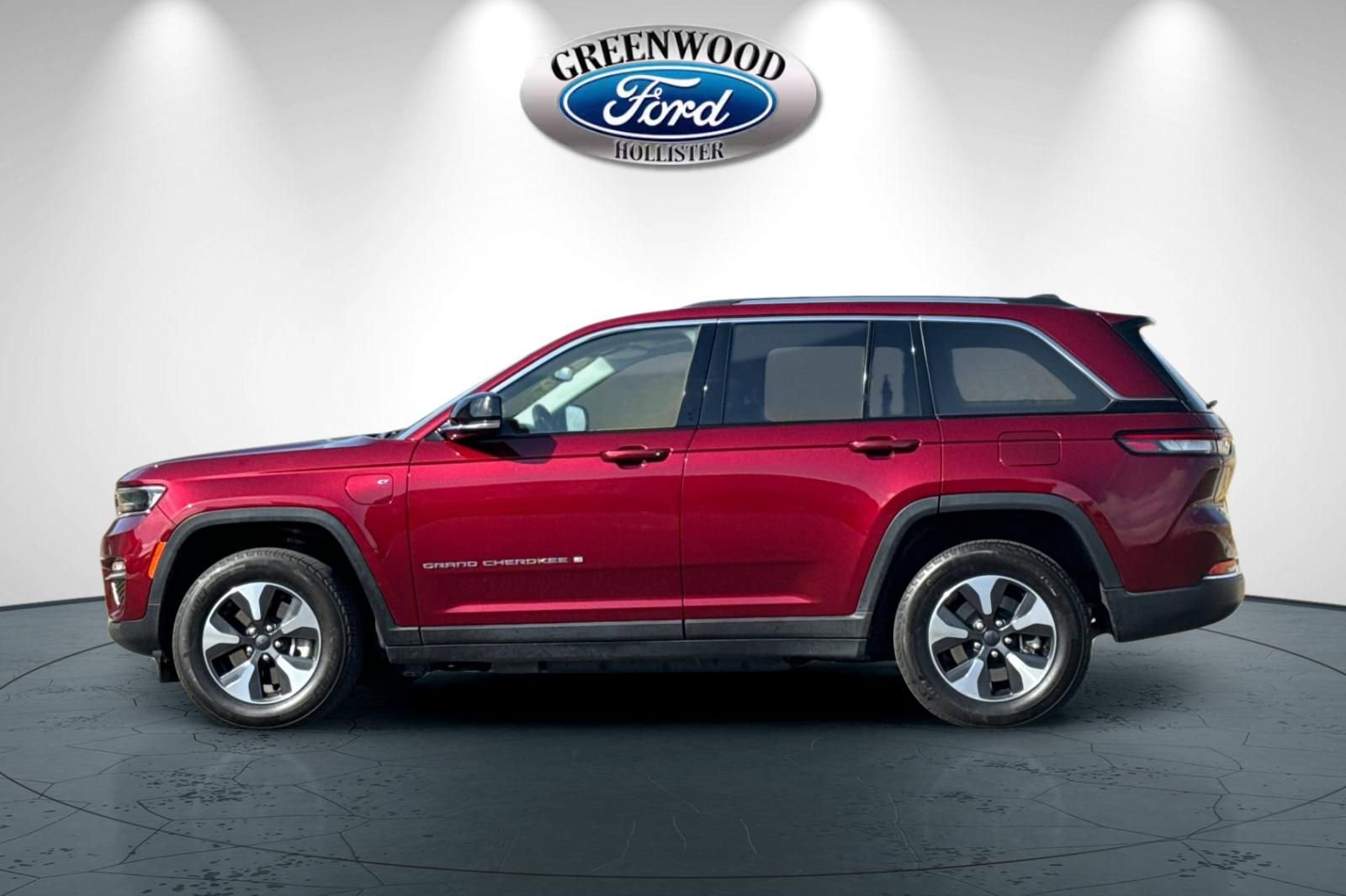 Used 2023 Jeep Grand Cherokee 4WD 4xe image 7
