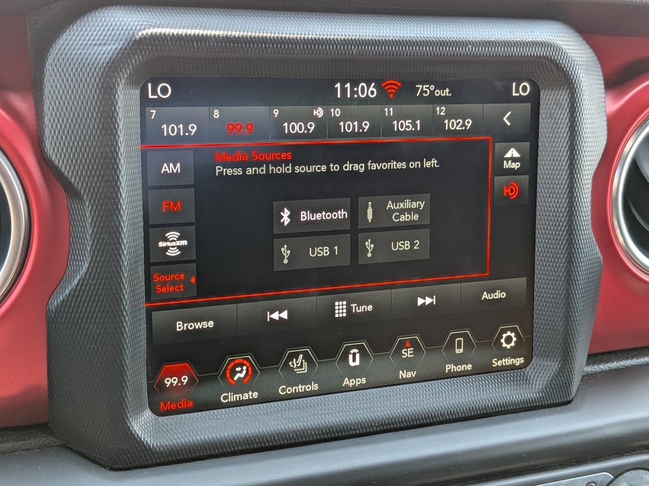 Used 2023 Jeep Gladiator Rubicon w/ Cold Weather Group AWD/4WD image 23