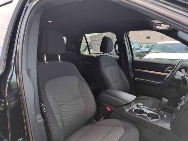 Certified 2019 Ford Explorer XLT w/ Equipment Group 201A AWD/4WD image 16