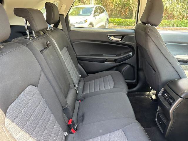Certified 2024 Ford Edge SE w/ Black Appearance Package image 29