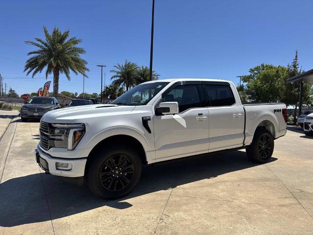 Certified 2025 Ford F150 Platinum w/ FX4 Off-Road Package AWD/4WD image 4