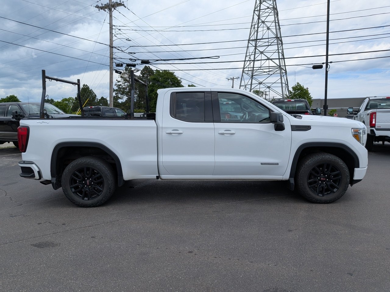 Used 2021 GMC Sierra 1500 Elevation w/ LPO, GMC Protection Package AWD/4WD image 3