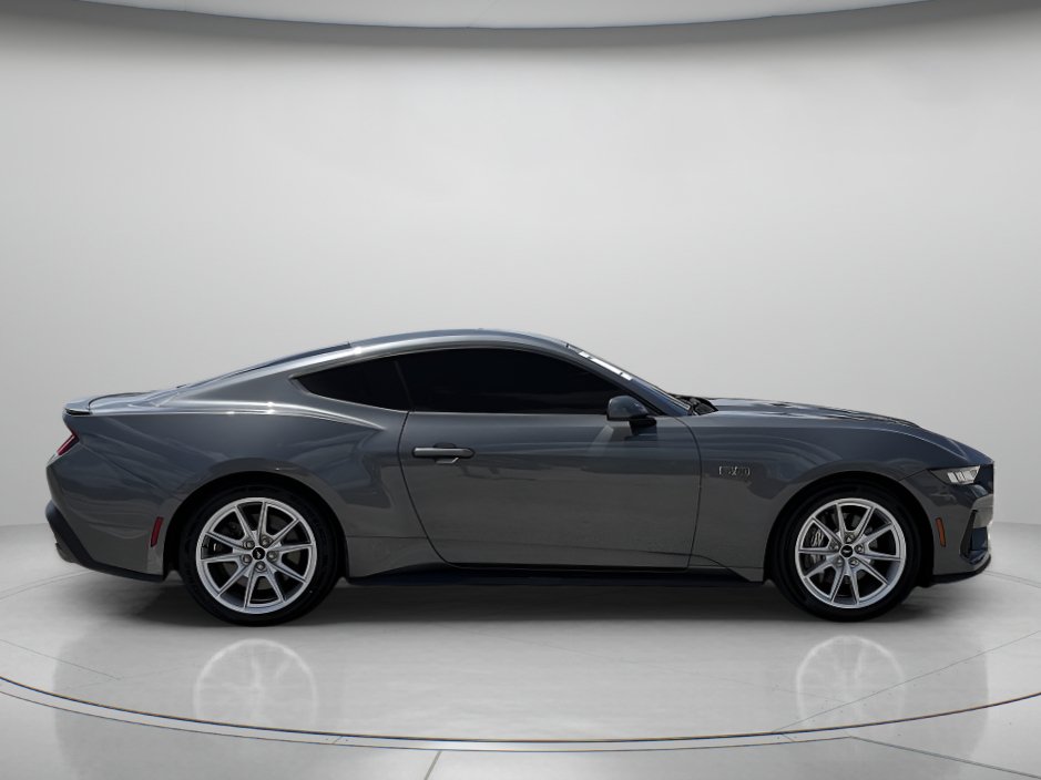 Certified 2024 Ford Mustang GT Premium RWD image 2