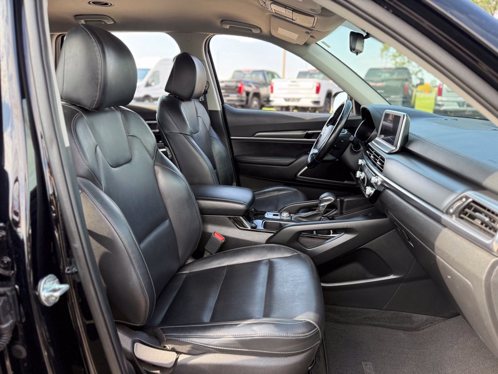 Used 2022 Kia Telluride LX AWD/4WD image 13