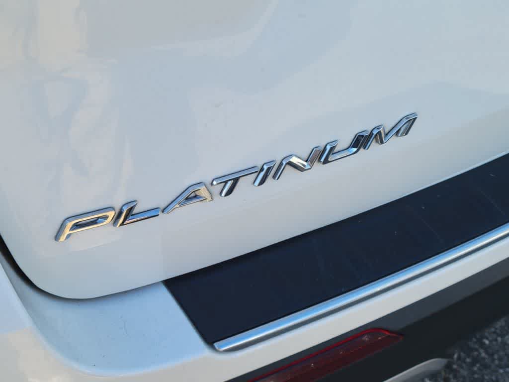 Certified 2020 Ford Explorer Platinum w/ Premium Technology Package AWD/4WD image 5
