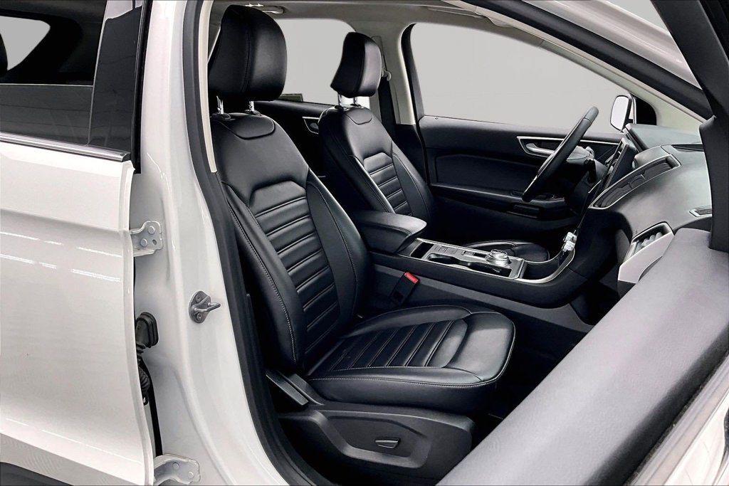 Certified 2024 Ford Edge SEL w/ Convenience Package AWD/4WD image 7