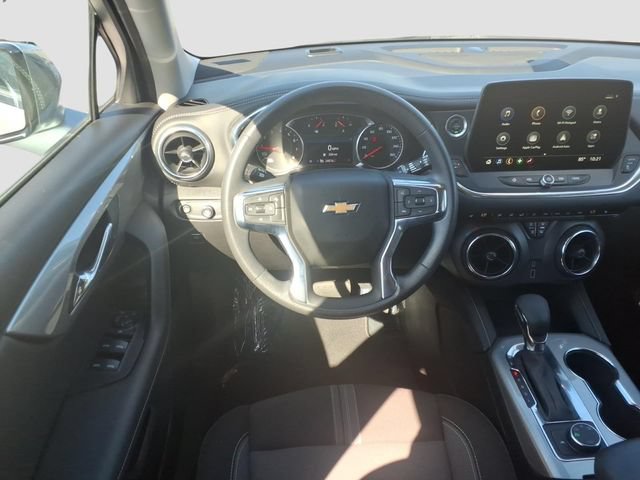 Used 2025 Chevrolet Blazer LT AWD/4WD image 14