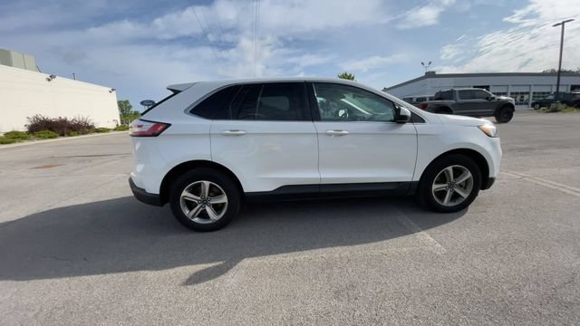 Certified 2022 Ford Edge SEL w/ Convenience Package AWD/4WD image 9