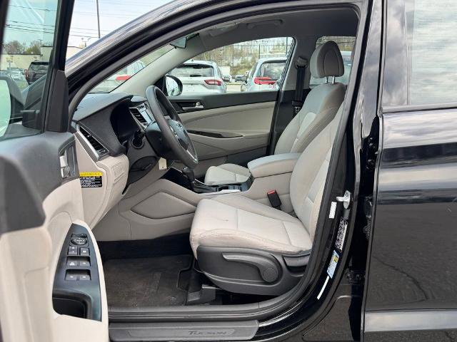 Used 2018 Hyundai Tucson SE w/ Cargo Package AWD/4WD image 11