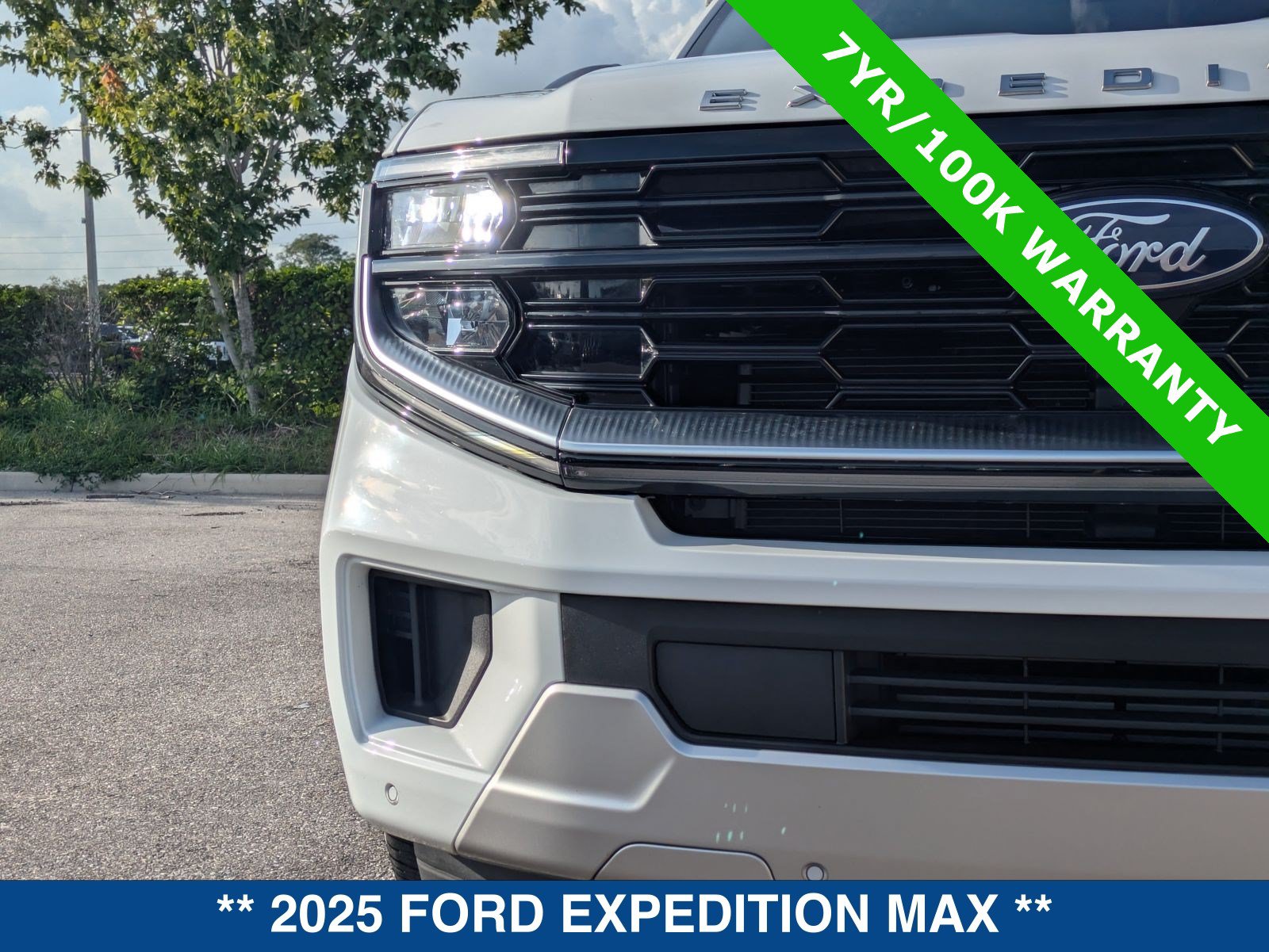 Certified 2025 Ford Expedition Max Platinum w/ Driver's Package AWD/4WD image 10