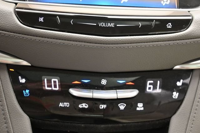 Used 2017 Cadillac XT5 Premium Luxury FWD image 27