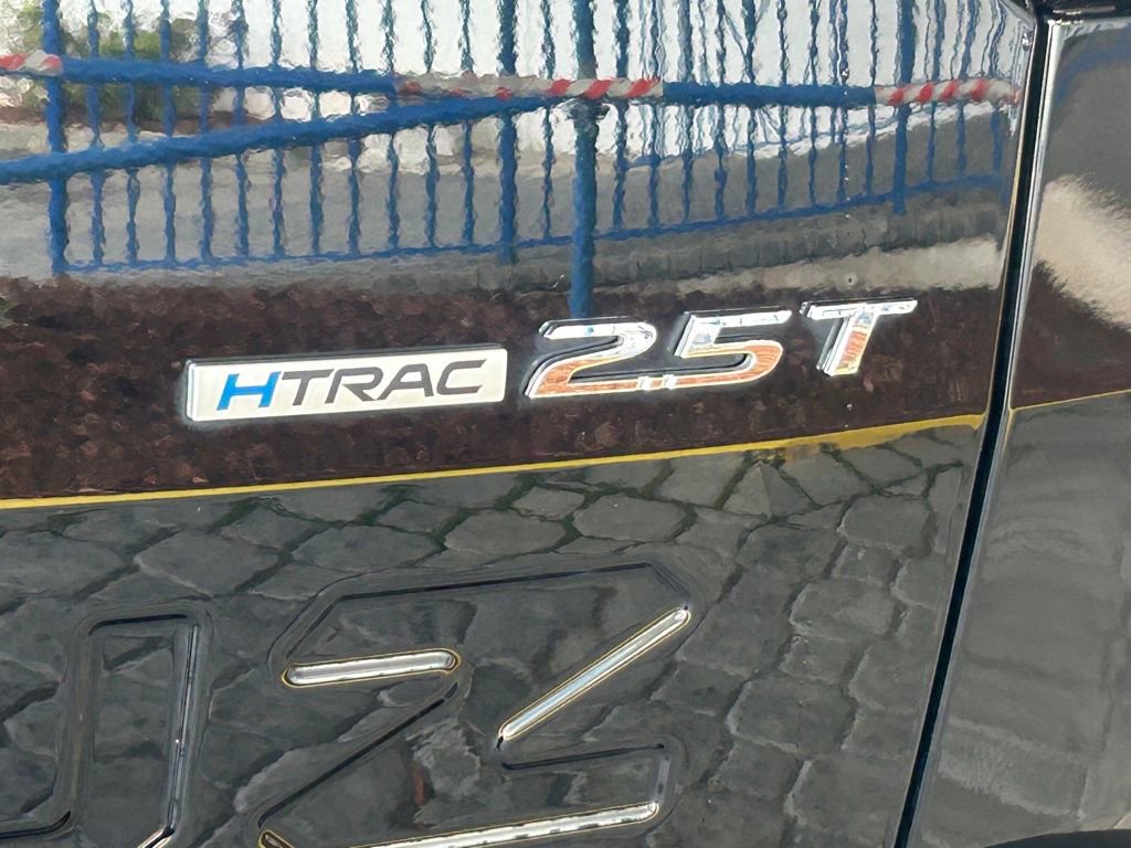 Used 2022 Hyundai Santa Cruz Limited image 21