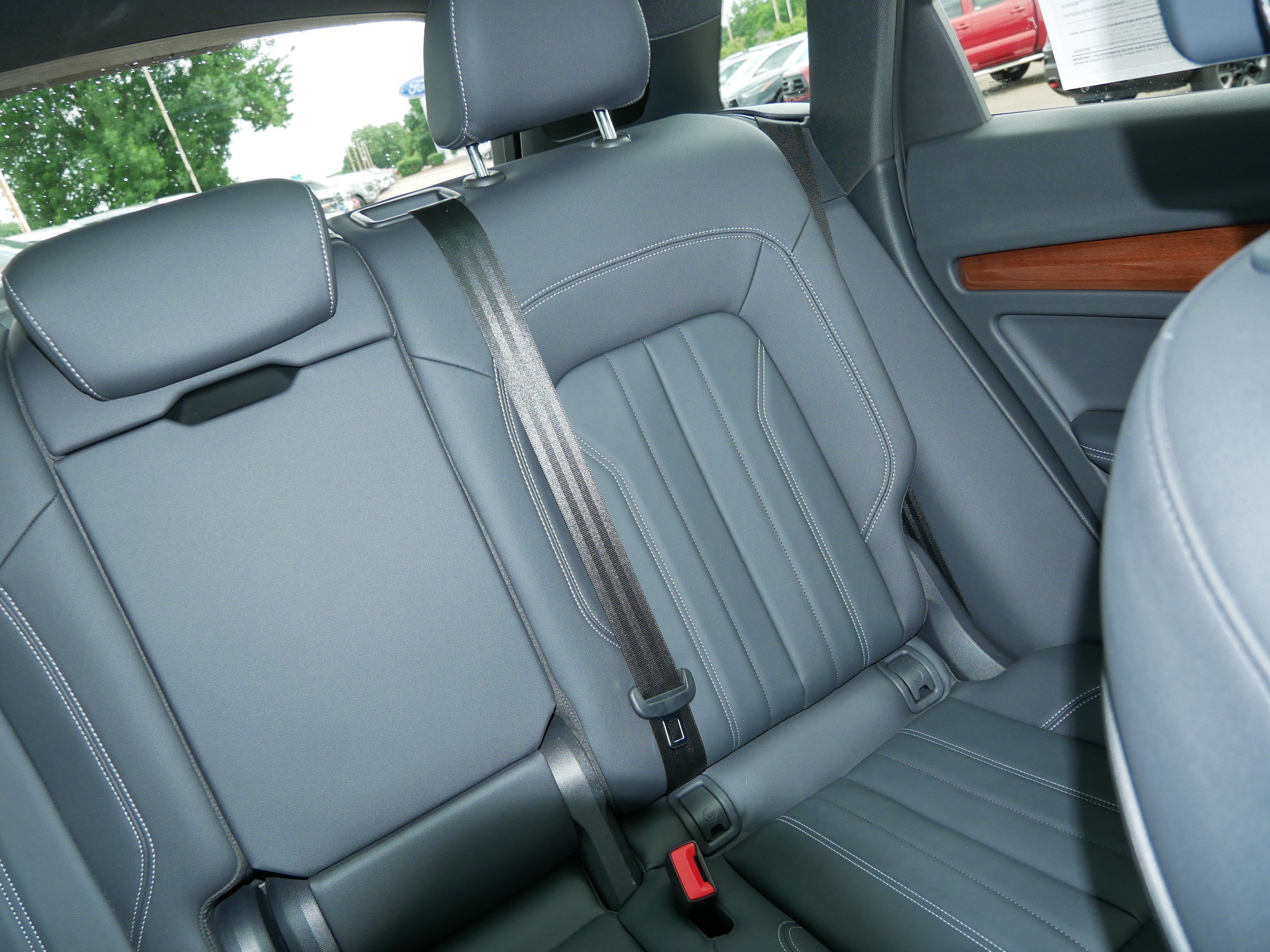 Used 2023 Audi Q5 2.0T Premium Plus w/ Premium Plus Package AWD/4WD image 14