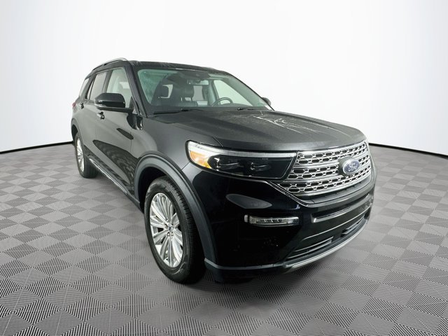 Certified 2023 Ford Explorer Limited w/ Limited Technology Package AWD/4WD image 4