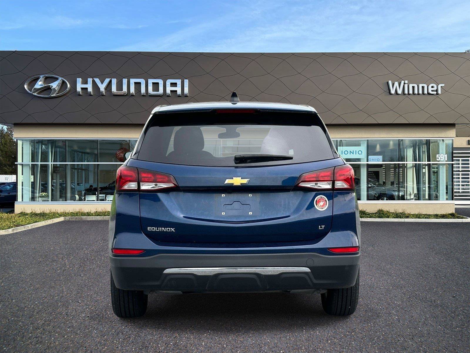 Used 2022 Chevrolet Equinox LT FWD image 4