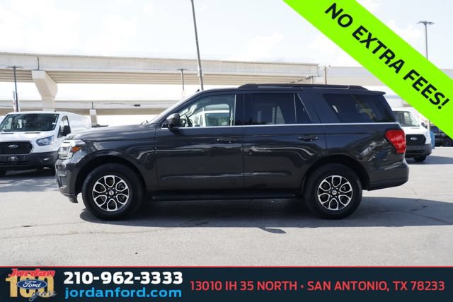 Certified 2024 Ford Expedition XLT RWD image 4