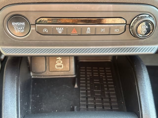 Certified 2025 Ford Bronco Sport Outer Banks w/ Outer Banks Tech Package+ AWD/4WD image 36