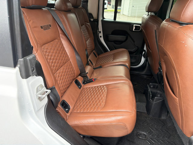 Used 2022 Jeep Gladiator Sport AWD/4WD image 17