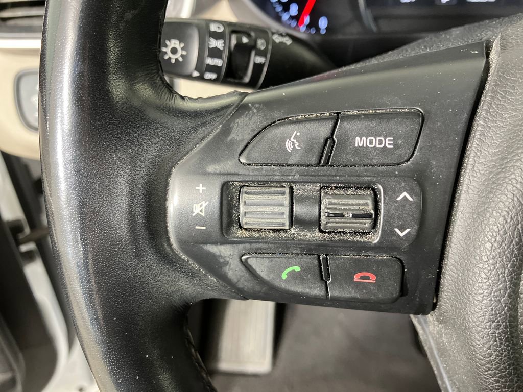 Used 2018 Kia Sorento EX image 17