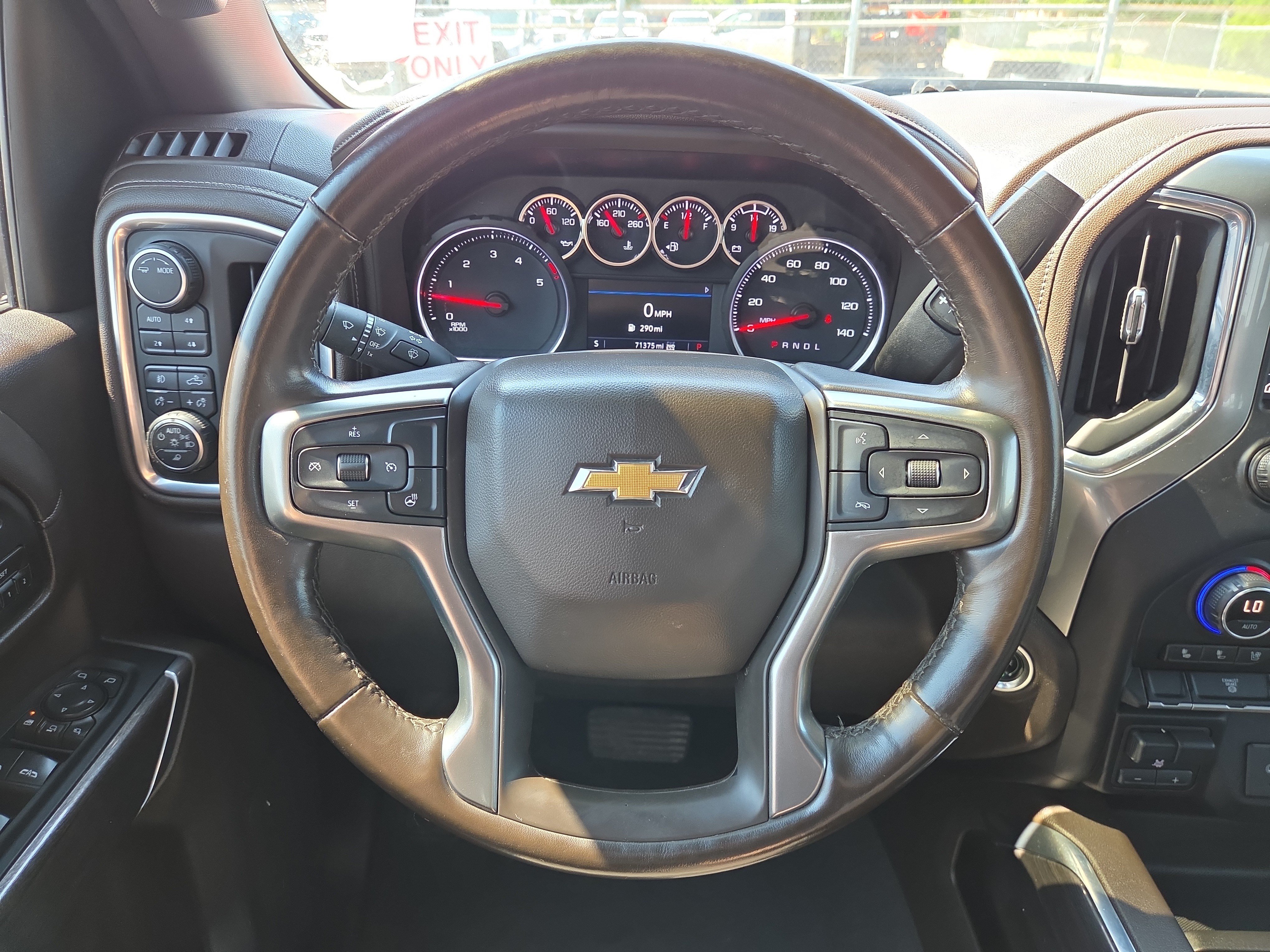 Used 2021 Chevrolet Silverado 2500 LTZ AWD/4WD image 19