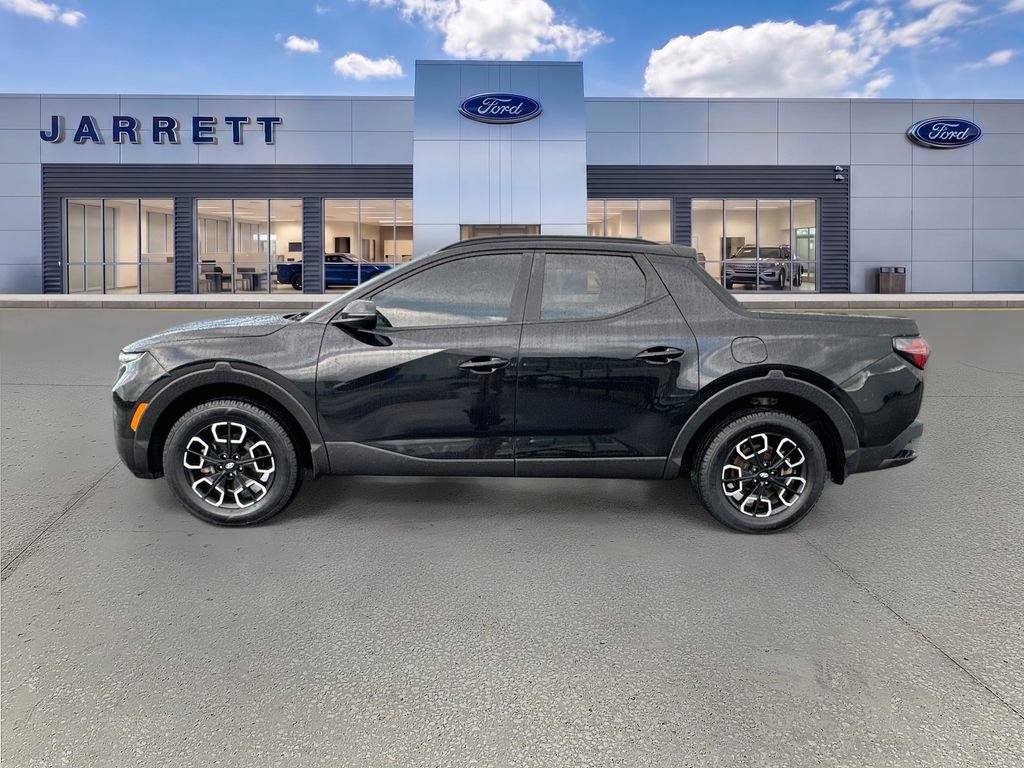Used 2022 Hyundai Santa Cruz SEL w/ Activity Package FWD image 4
