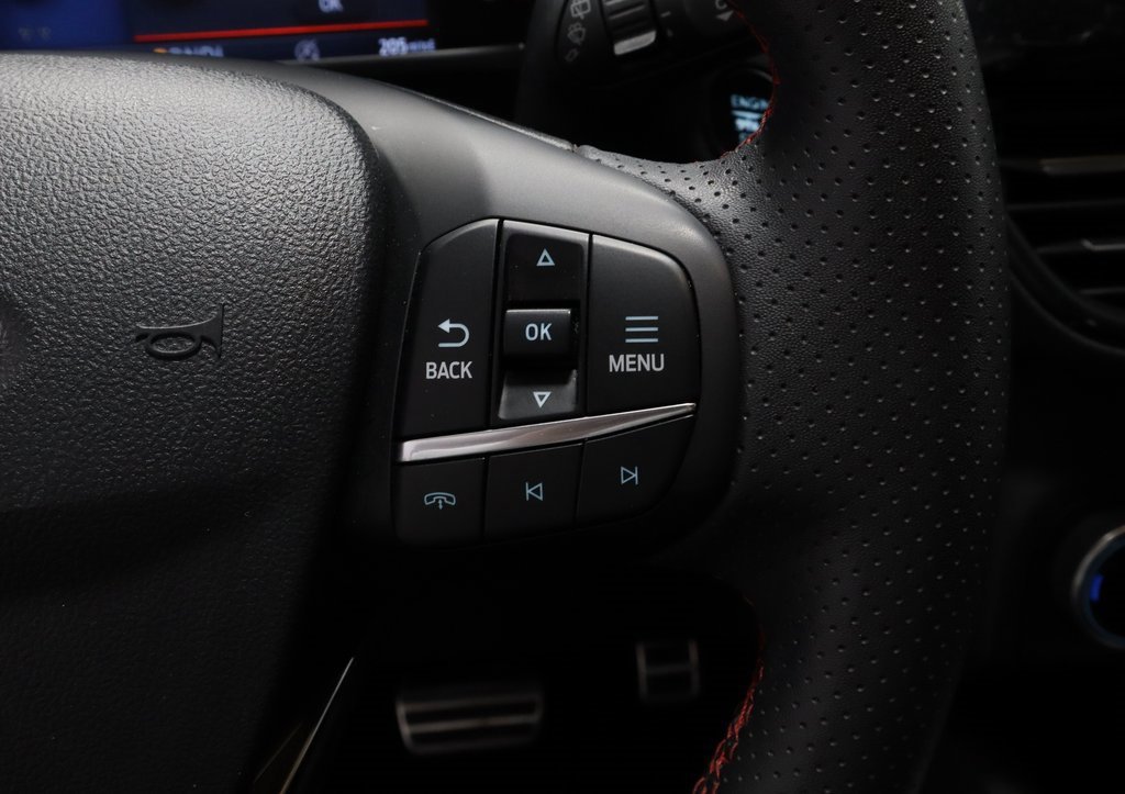 Certified 2024 Ford Escape ST-Line w/ Cold Weather Package image 27