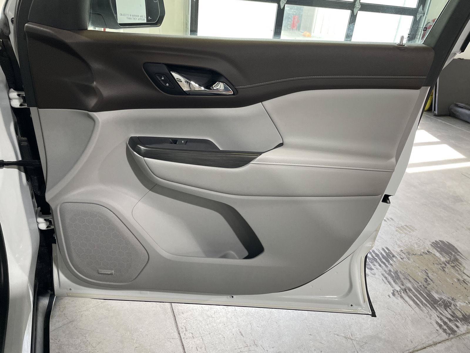 Used 2020 GMC Acadia SLT AWD/4WD image 29