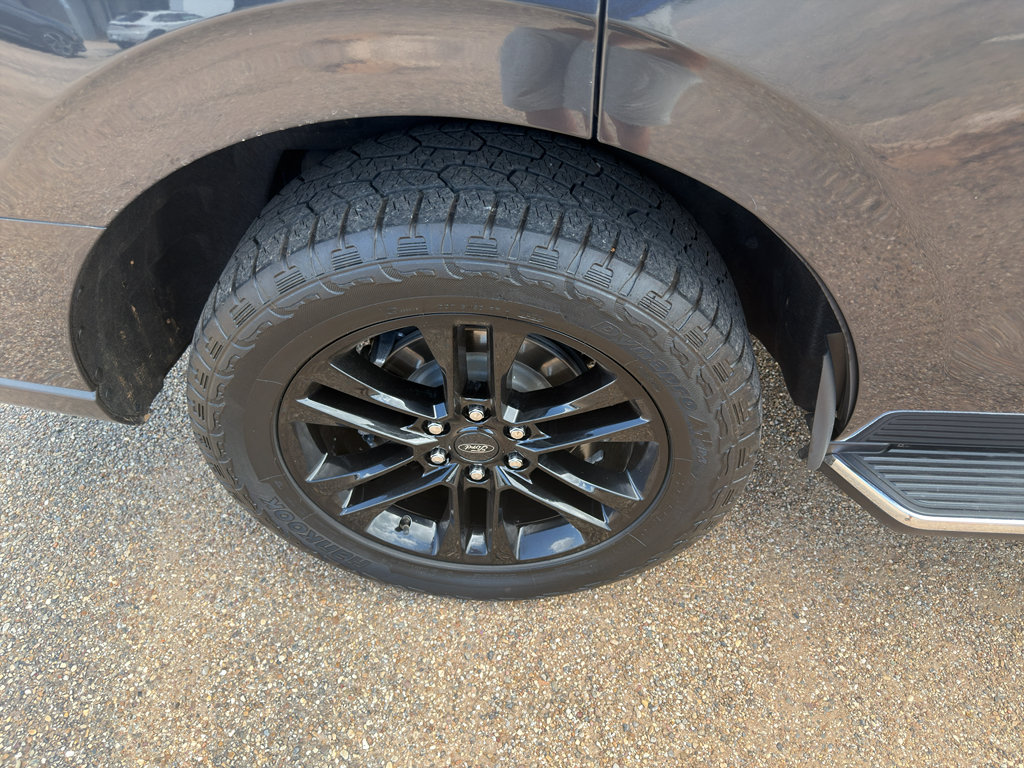 Certified 2022 Ford Expedition XLT RWD image 11