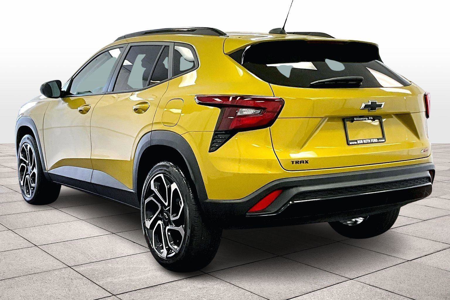 Used 2024 Chevrolet Trax RS w/ Driver Confidence Package image 10