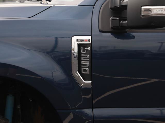 Certified 2017 Ford F250 XL w/ STX Appearance Package AWD/4WD image 4