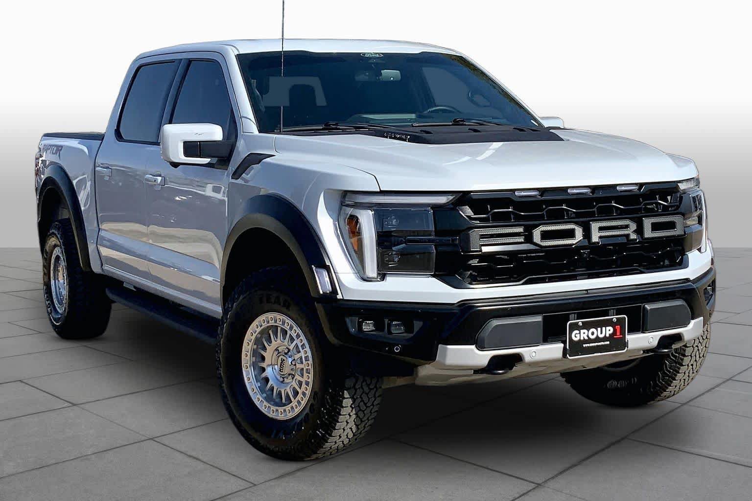 Certified 2025 Ford F150 Raptor AWD/4WD image 3