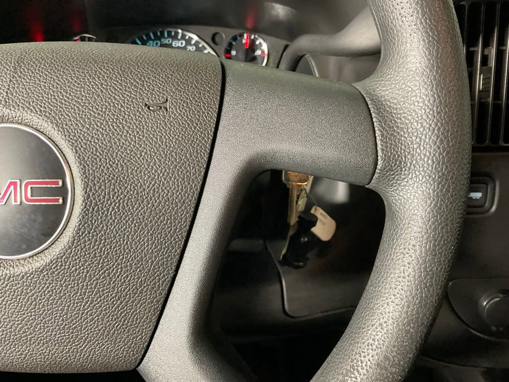 Used 2021 GMC Savana 2500 Extended image 21