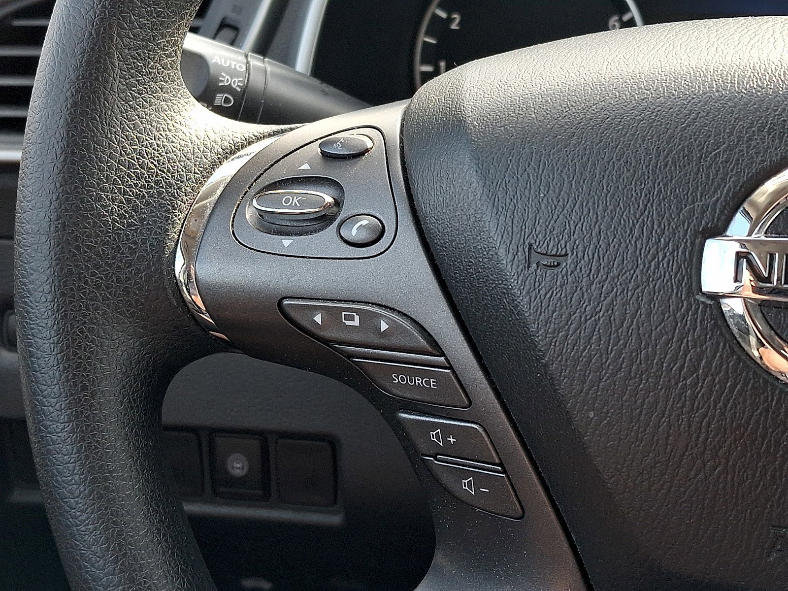 Used 2022 Nissan Murano S image 19